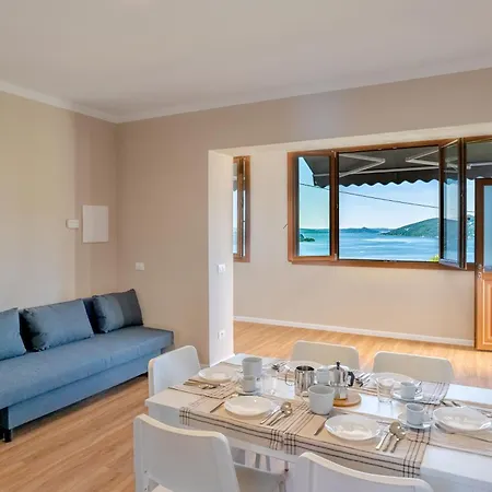 Lejlighed Casa 24 - Trilocale Con Vista Lago, Giardino E Idromassaggio Gonfiabile *