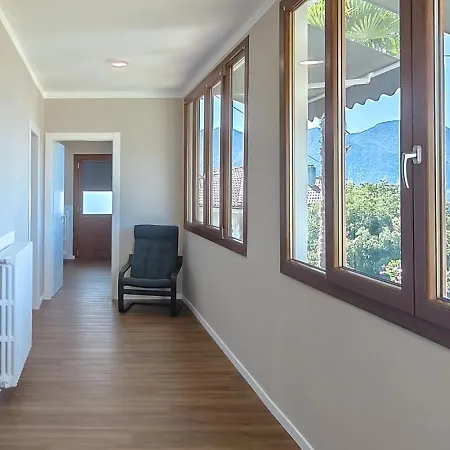 Apartman Casa 24 - Trilocale Con Vista Lago, Giardino E Idromassaggio Gonfiabile