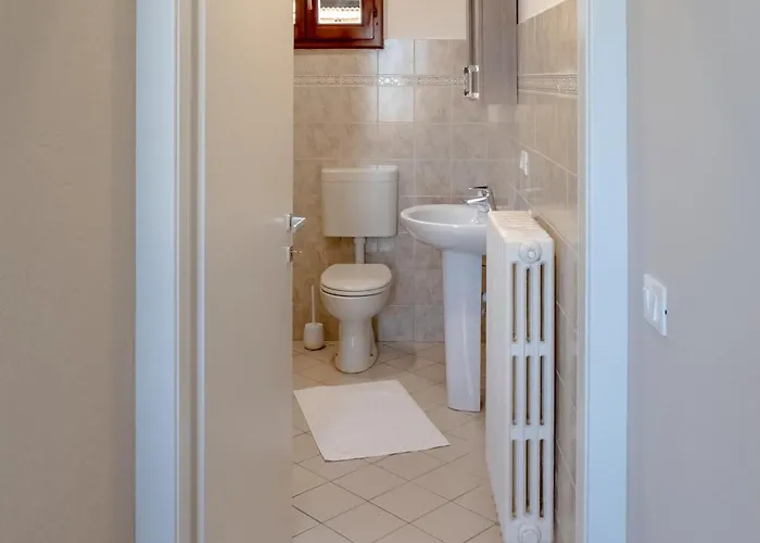 Casa 24 - Trilocale Con Vista Lago, Giardino E Idromassaggio Gonfiabile Lejlighed *