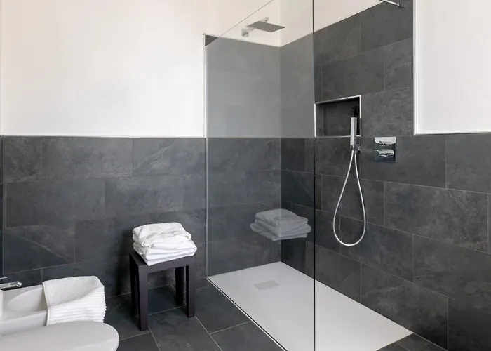 Casa 24 - Trilocale Con Vista Lago, Giardino E Idromassaggio Gonfiabile Lejlighed Arizzano